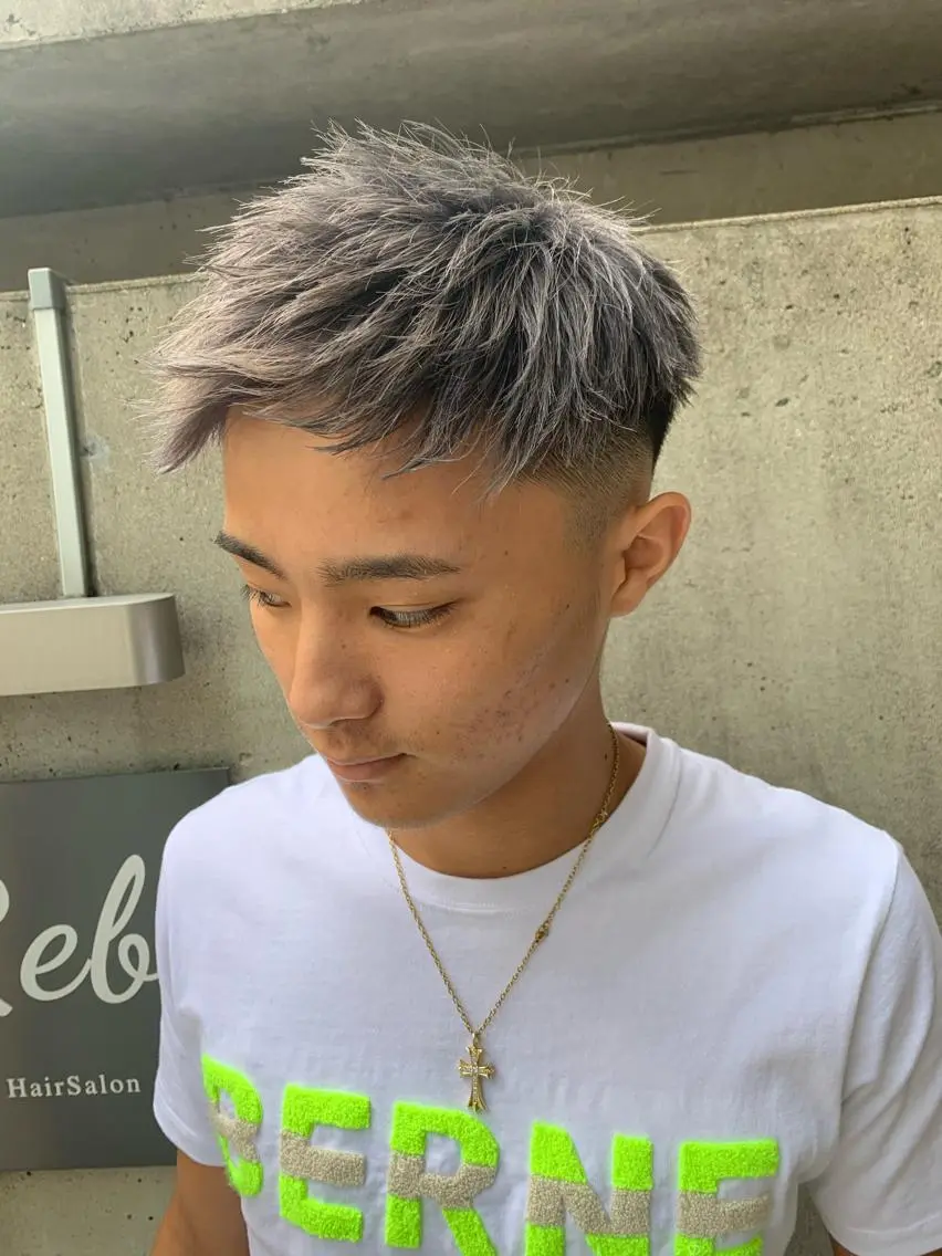 カラー メンズ レイヤーカット 西村あきやのヘアスタイル