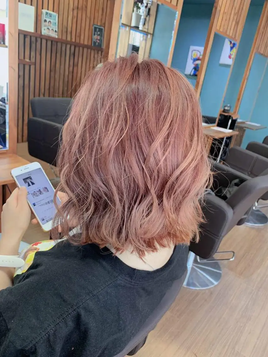 ミディアム カラー カット ヘアカラー 薬師寺 優のヘアスタイル