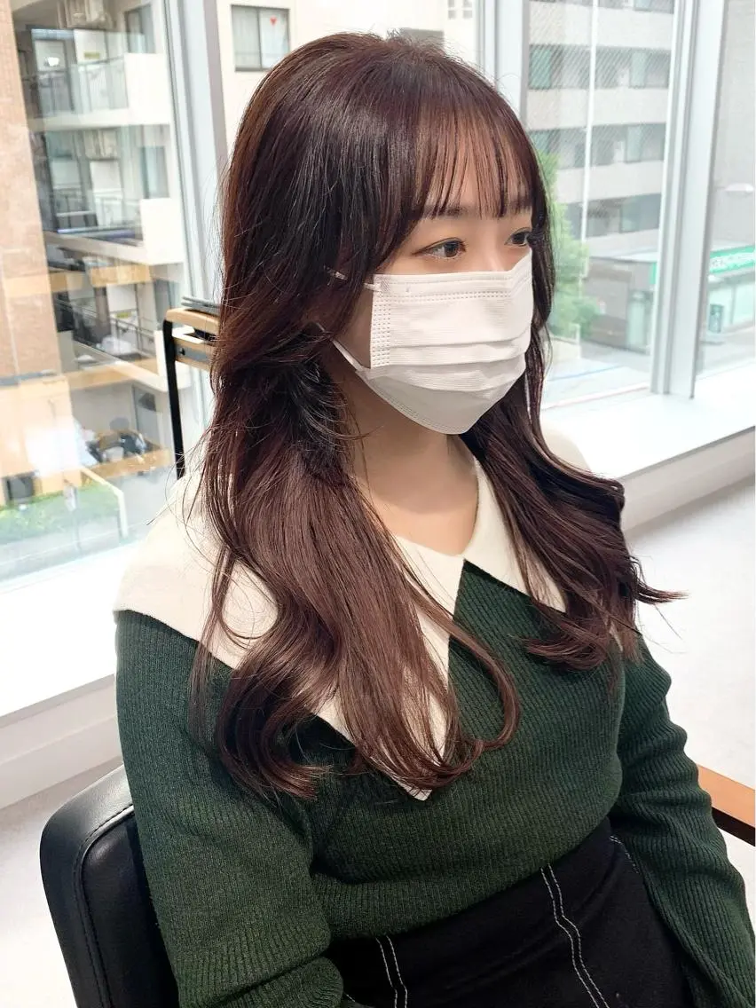 ミディアム カラー パーマ ヘアアレンジ メンズ キッズ ネイル マツエク・マツパ 似合せレイヤー／ 柔らか透明感カラーのヘアスタイル