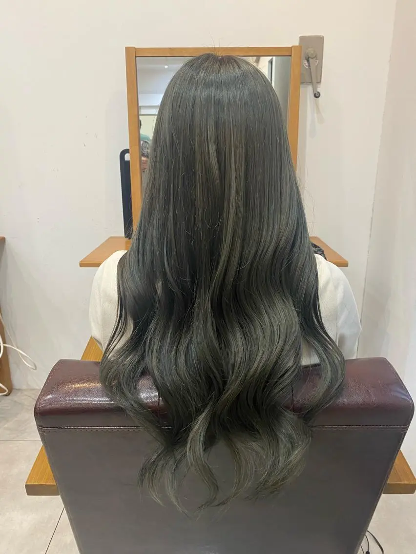 ロング カット ヘアカラー 縮毛矯正 トリートメント mio/⭐︎ ブリーチ指名No.1のヘアスタイル