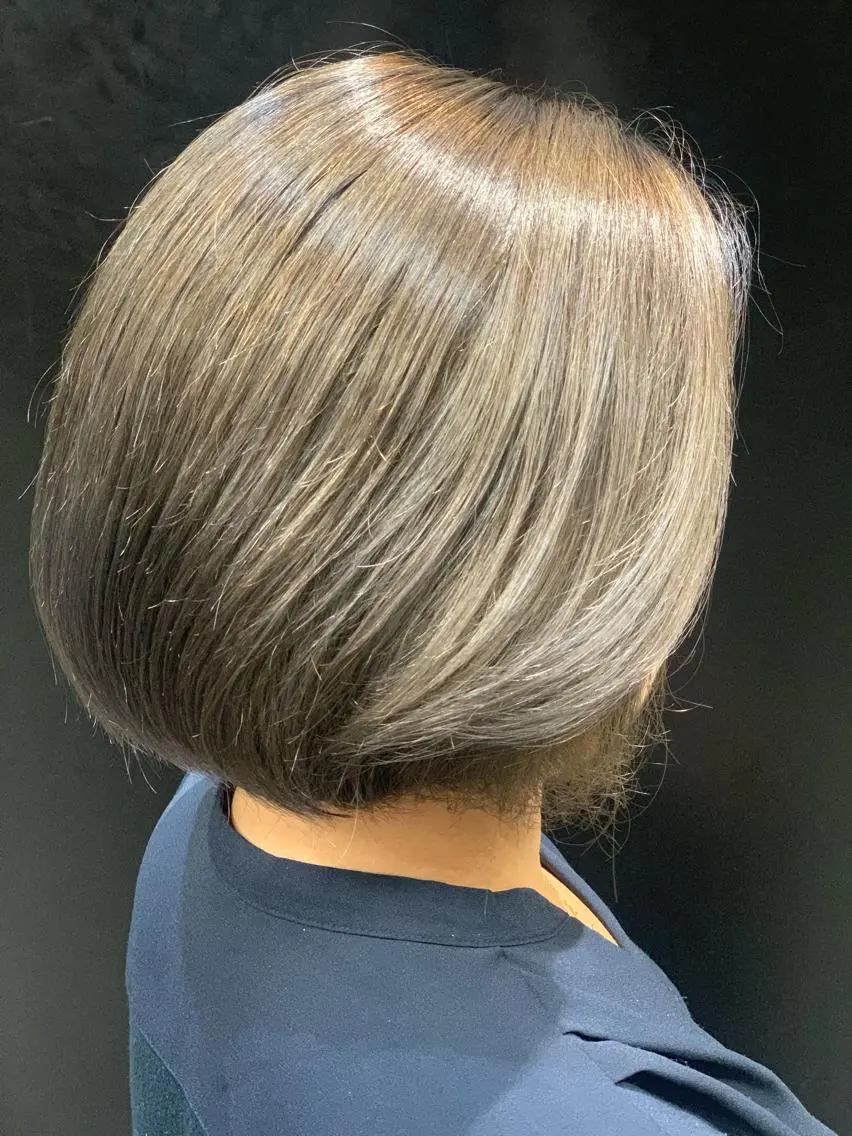 ショート カラー カット ヘアカラー トリートメント 平 ちひろのヘアスタイル
