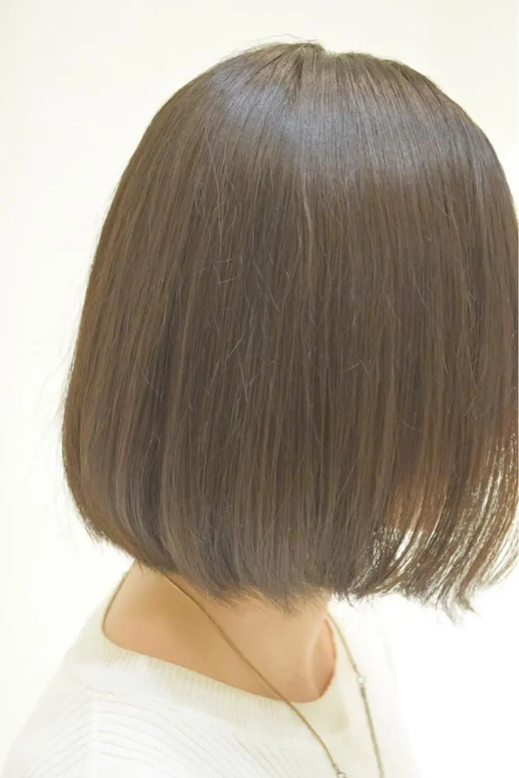 ショート カラー カット 縮毛矯正 トリートメント 國井 慎吾のヘアスタイル