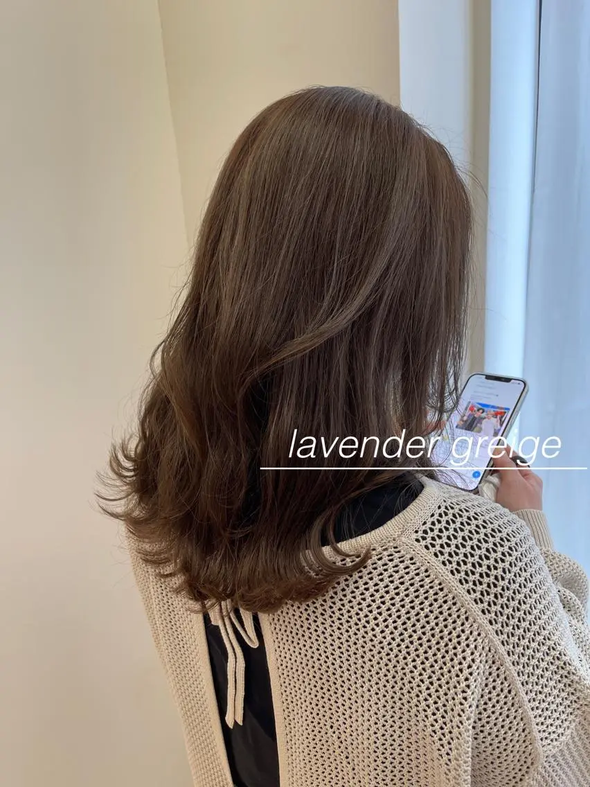 セミロング 小林 夢羽のヘアスタイル