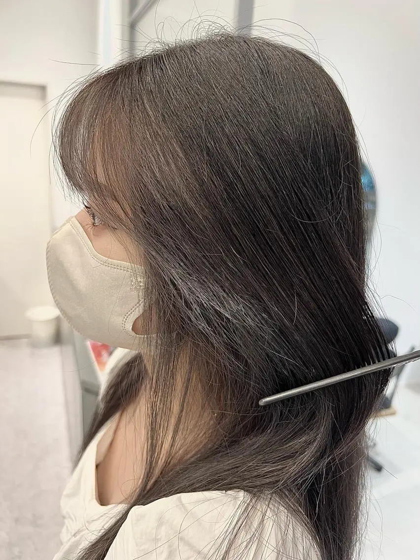 ロング カラー ミストバング  フェイスフレーミング 𝑬𝑰𝑲𝑰/ 金沢駅西口店のヘアスタイル