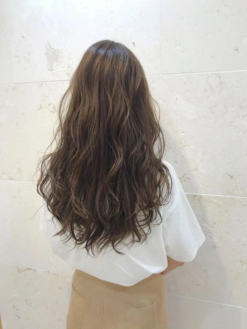 ロング カラー 髪質改善 高橋 勇樹のヘアスタイル