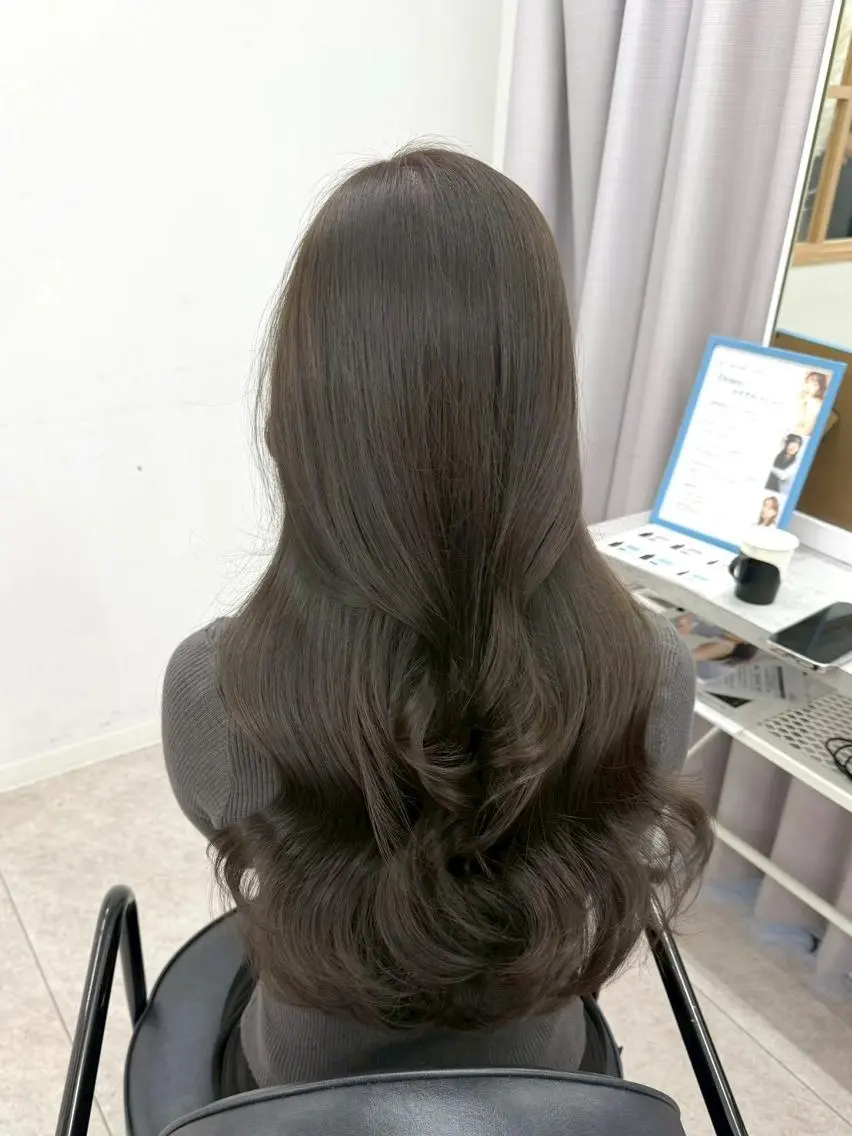 ロング カラー 髪質改善 縮毛矯正 カット ヘアカラー トリートメント ヘッドスパ newi fhami 吉祥寺のヘアスタイル