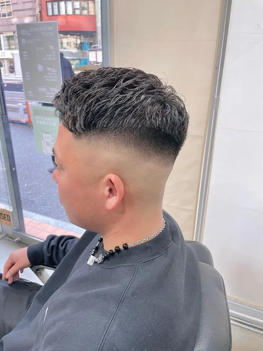 ショート メンズ フェードカット スキンフェード カット 💈メンズパーマ💈 ナカザワ リョウのヘアスタイル