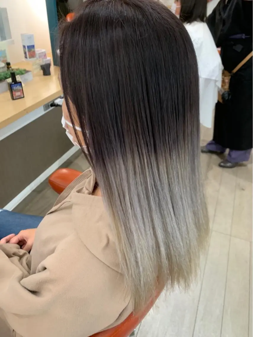 ミディアム 榎本 美雪のヘアスタイル