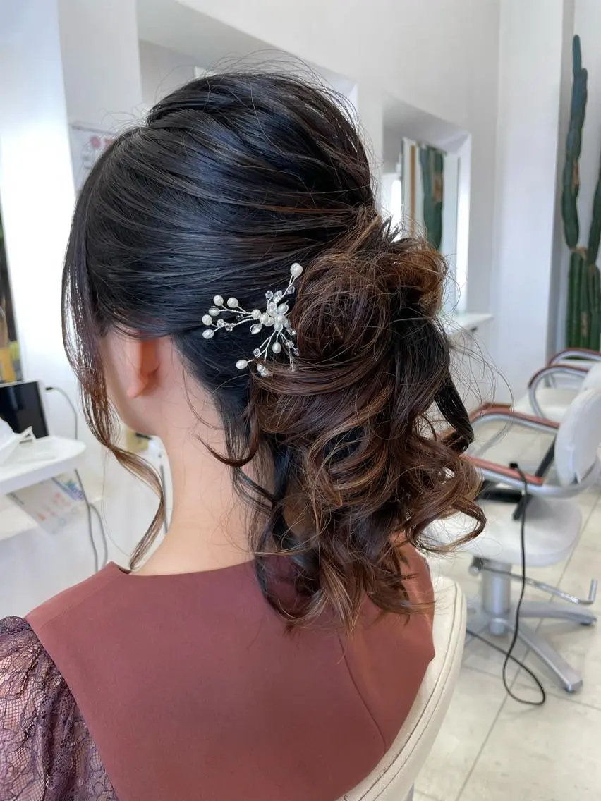 セミロング ヘアセット いけだ ゆうのヘアスタイル