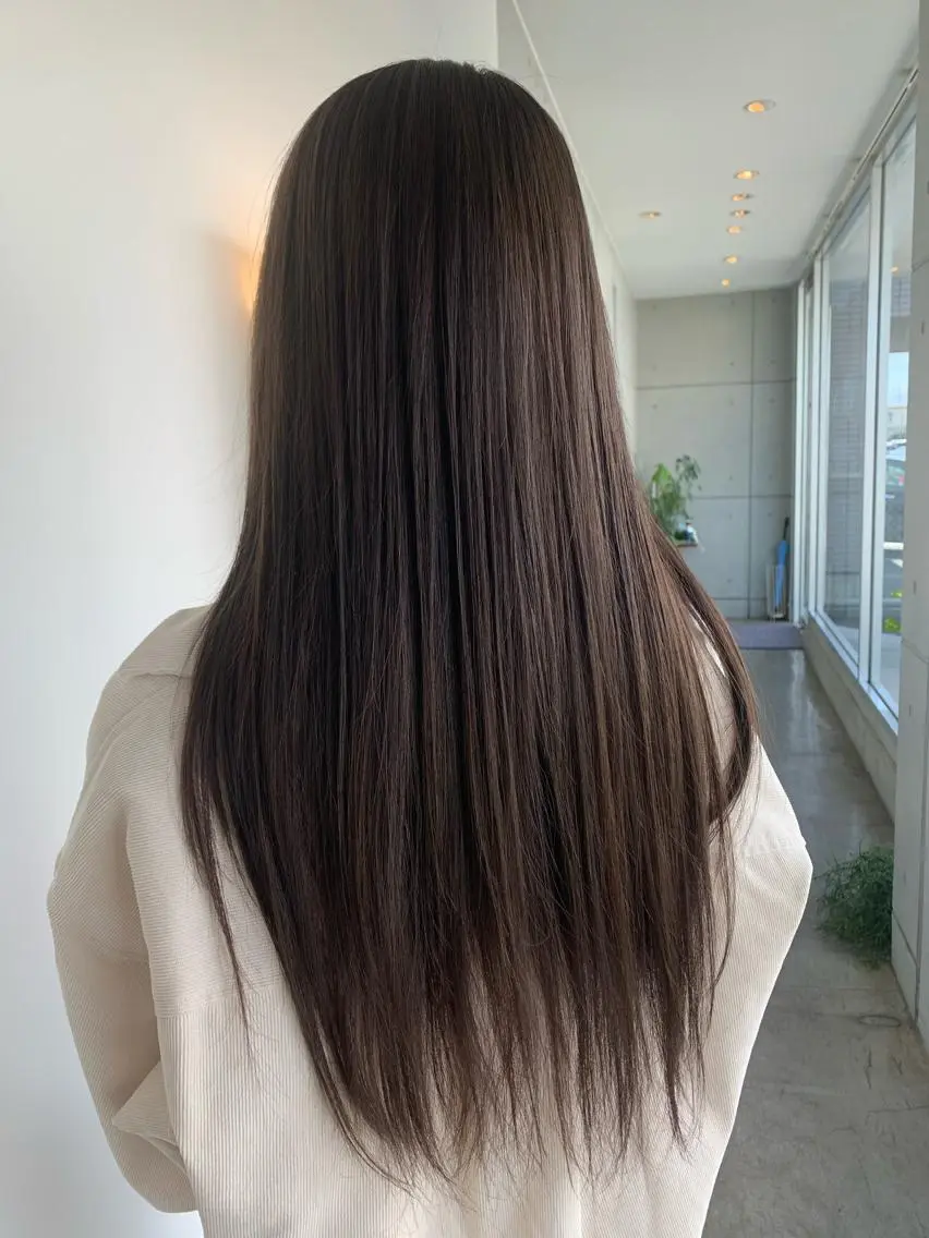 ロング ハイライト おせ ちさとのヘアスタイル