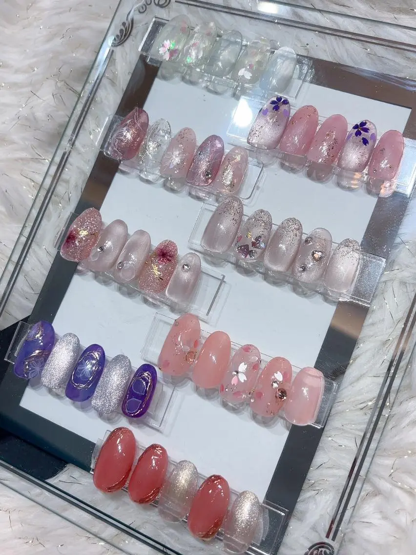 ネイル bijou nails 蓮のネイルデザイン