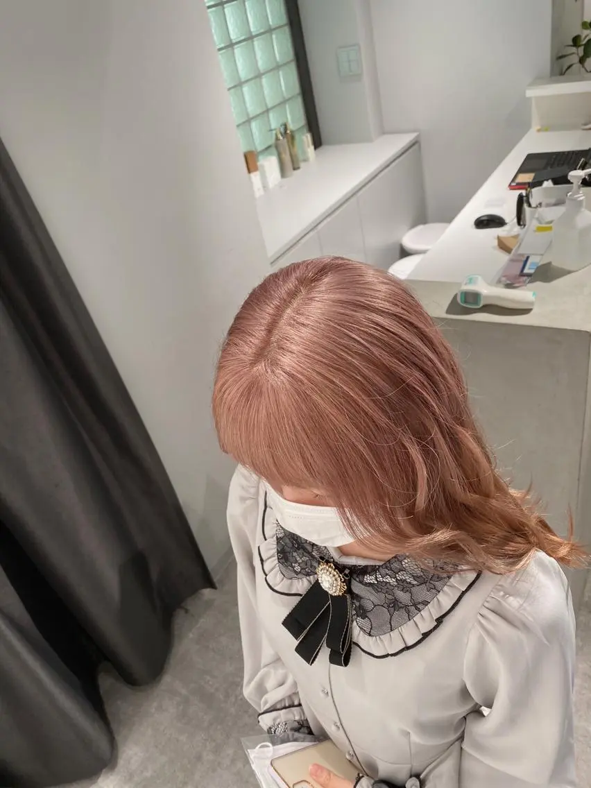 カラー ベージュカラー ラテベージュ ピンクカラー esu 天満のヘアスタイル