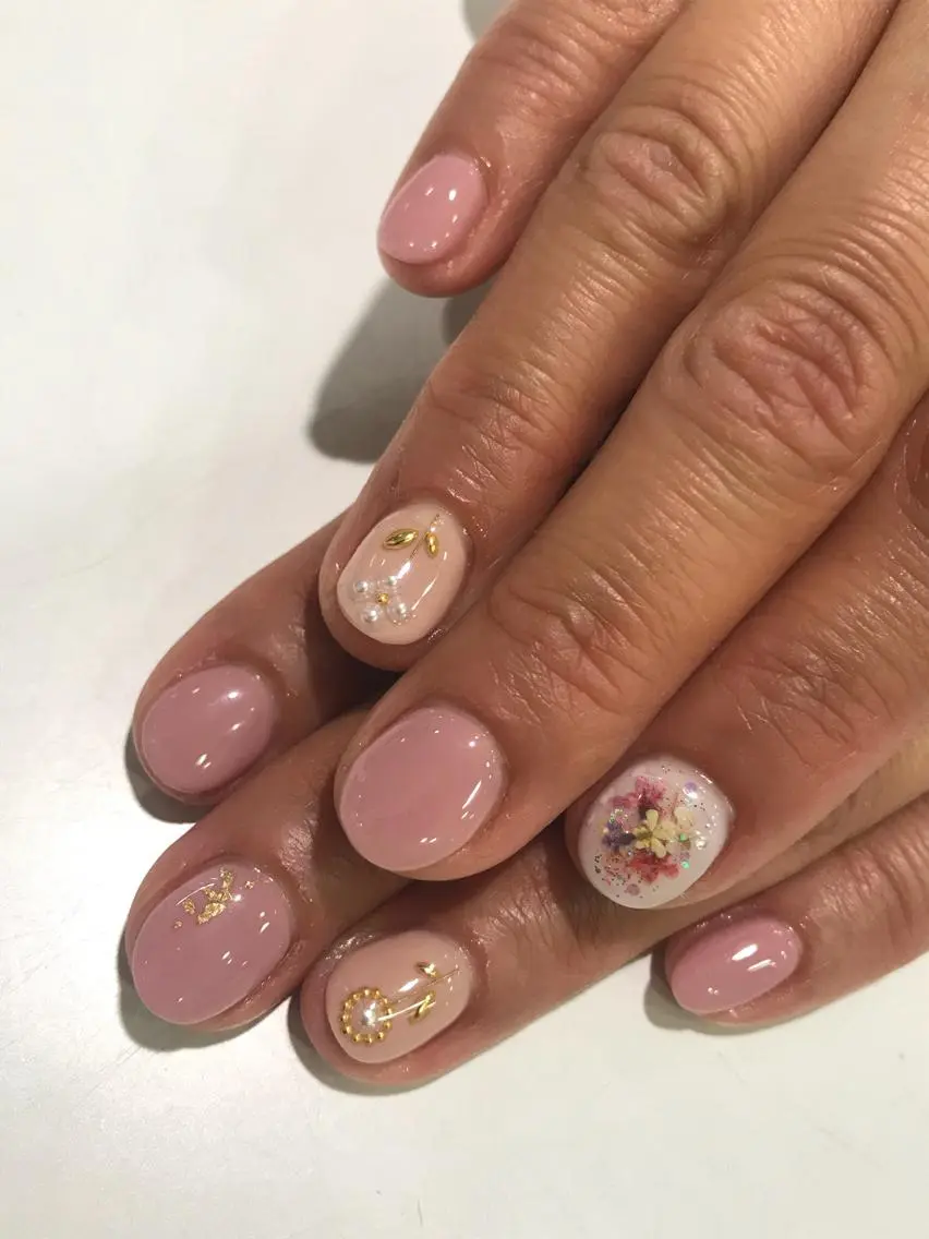 ネイル ハンドネイル ハンドケア Charme. NOBUKOのネイルデザイン