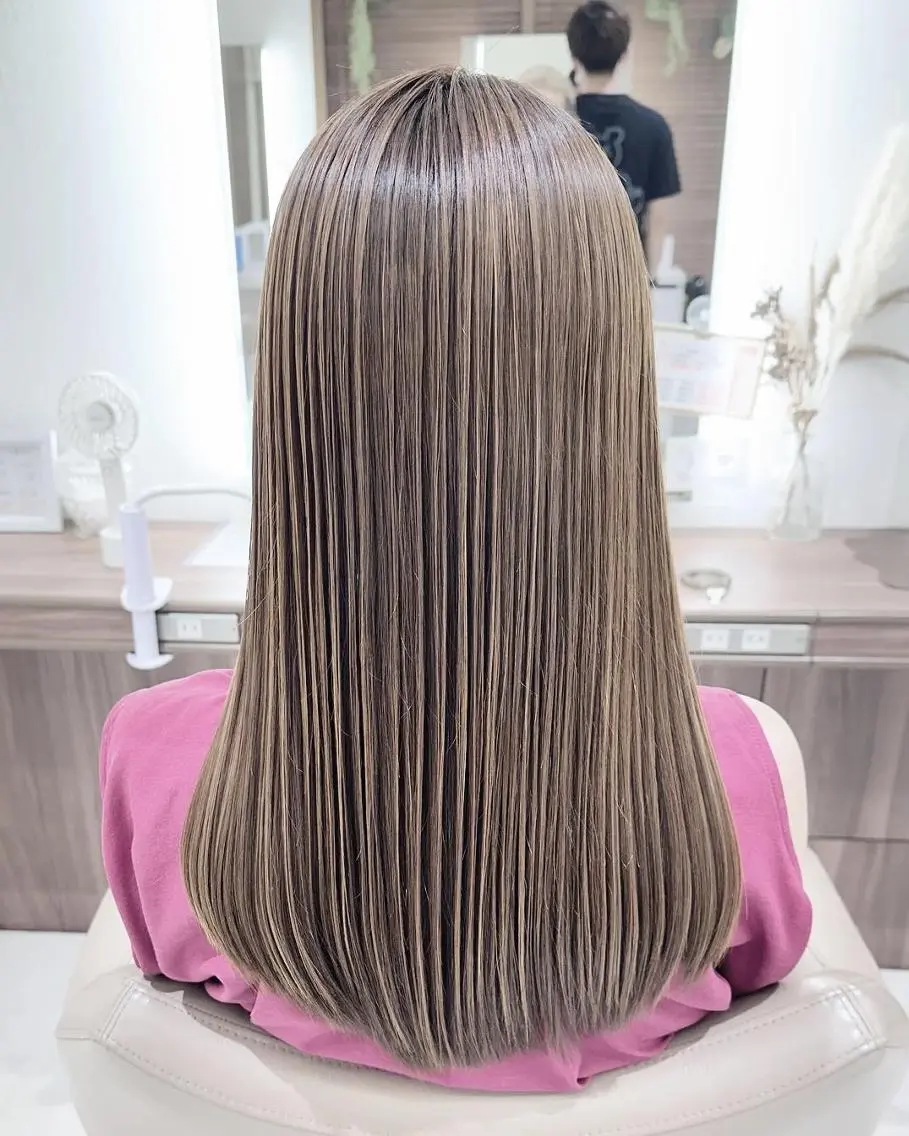 セミロング カット ヘアカラー トリートメント ＡＳＨ大宮/ブリーチ 髪質改善/カラーのヘアスタイル
