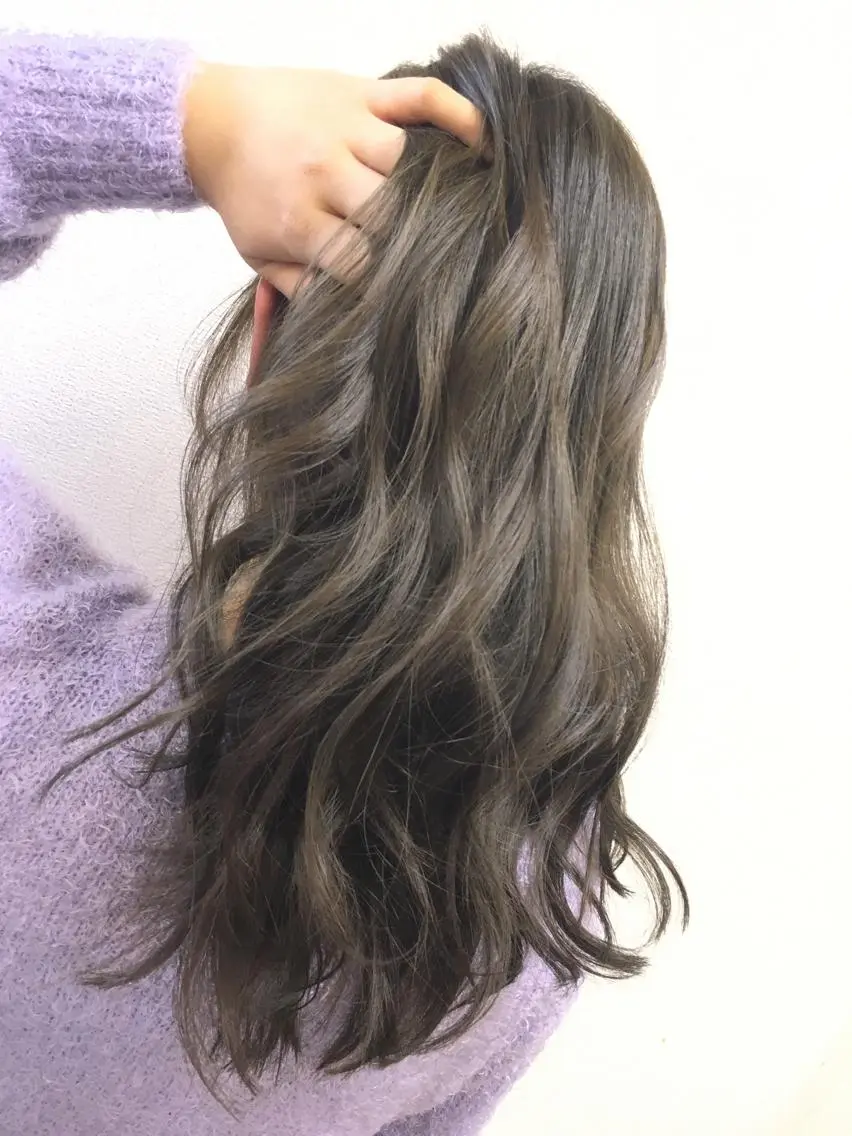 セミロング カラー SHIORI💜口コ ミNo.1艶カラーのヘアスタイル