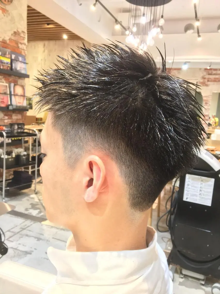 ショート メンズ ソラオカ ユウキのヘアスタイル