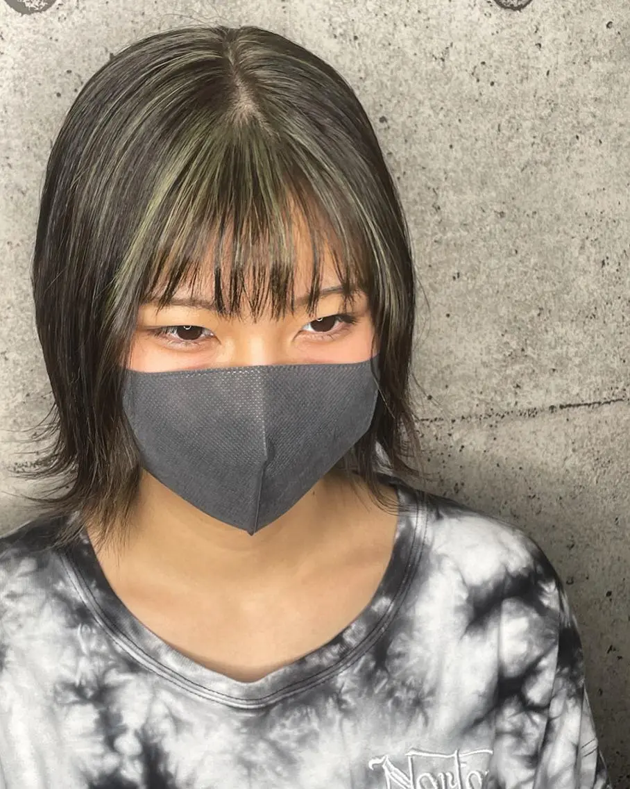 カラー ハイライトカラー SLIME Seiのヘアスタイル
