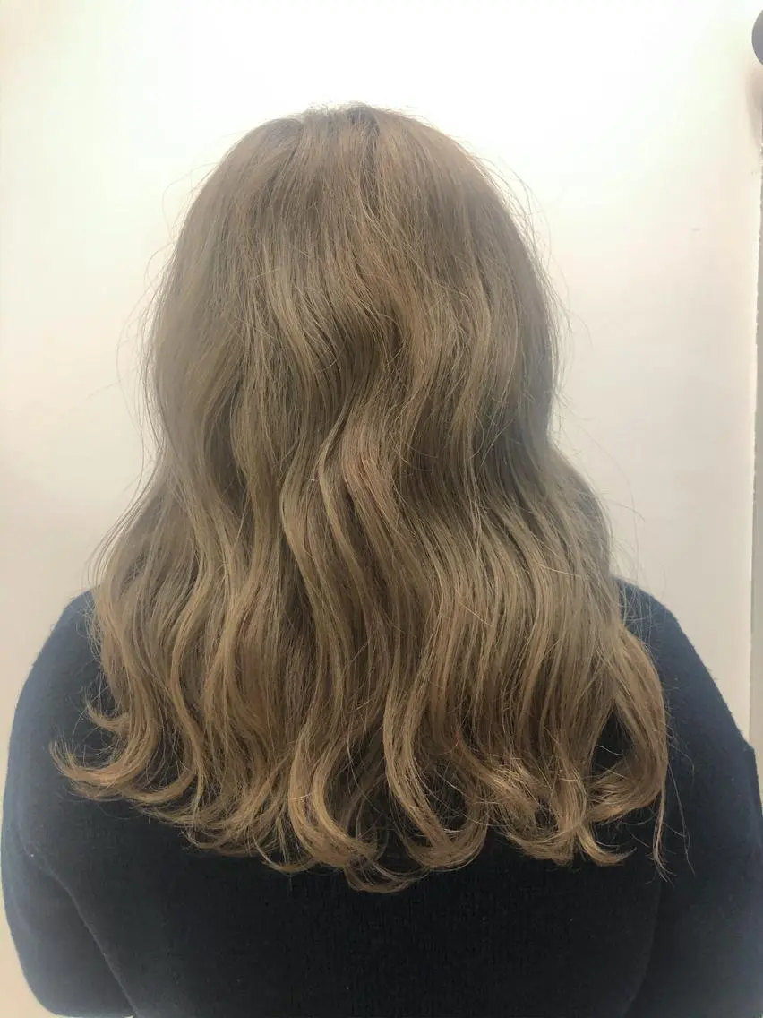 ロング コトネ🫧 韓国風レイヤーカットのヘアスタイル