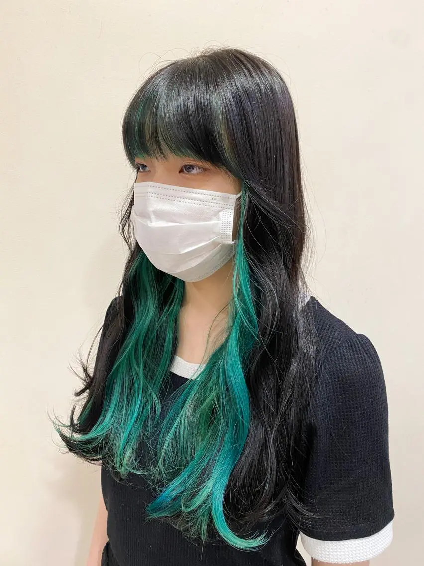 セミロング カラー ハイトーンカラー インナーカラー レイヤー/顔まわり 縮毛矯正/月城宏清のヘアスタイル