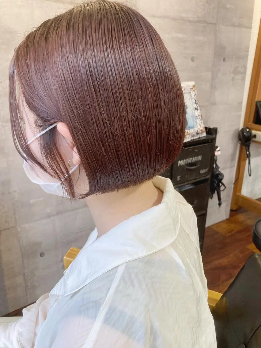 ミディアム カラー ベージュカラー ブリーチ ケアブリーチ ピンクカラー ピンクベージュ 小木曽智美 /ボブ/ショートのヘアスタイル