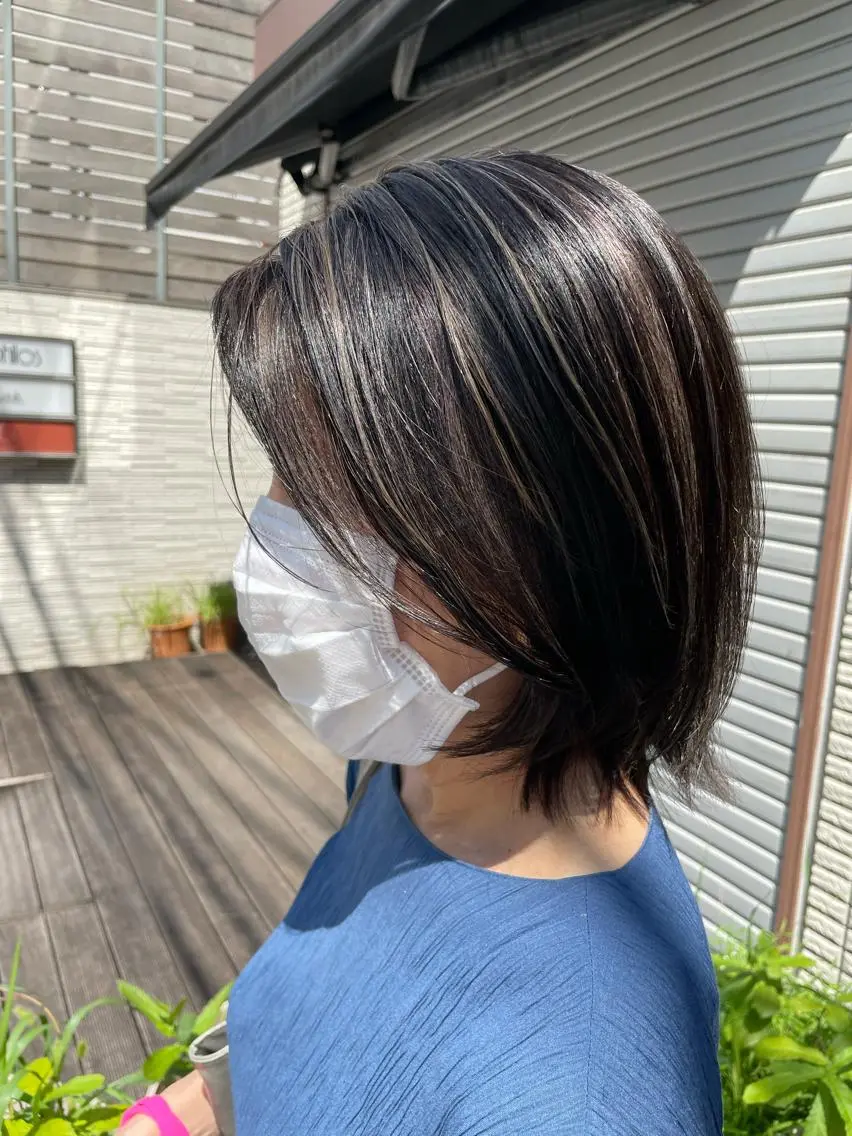ショート ハイライト ヘアカラー 五十嵐 舞のヘアスタイル