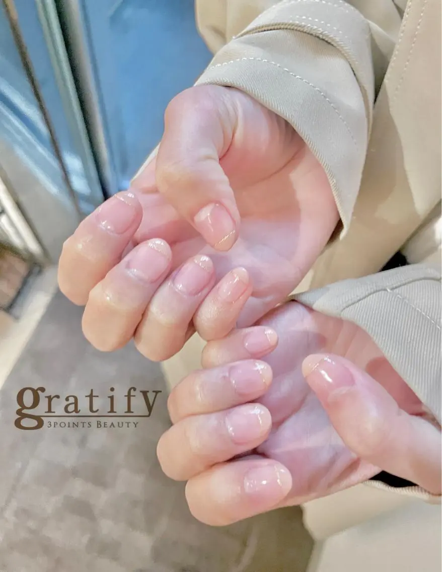 ネイル フレンチネイル ラメ(グリッター) 山田 怜奈のネイルデザイン
