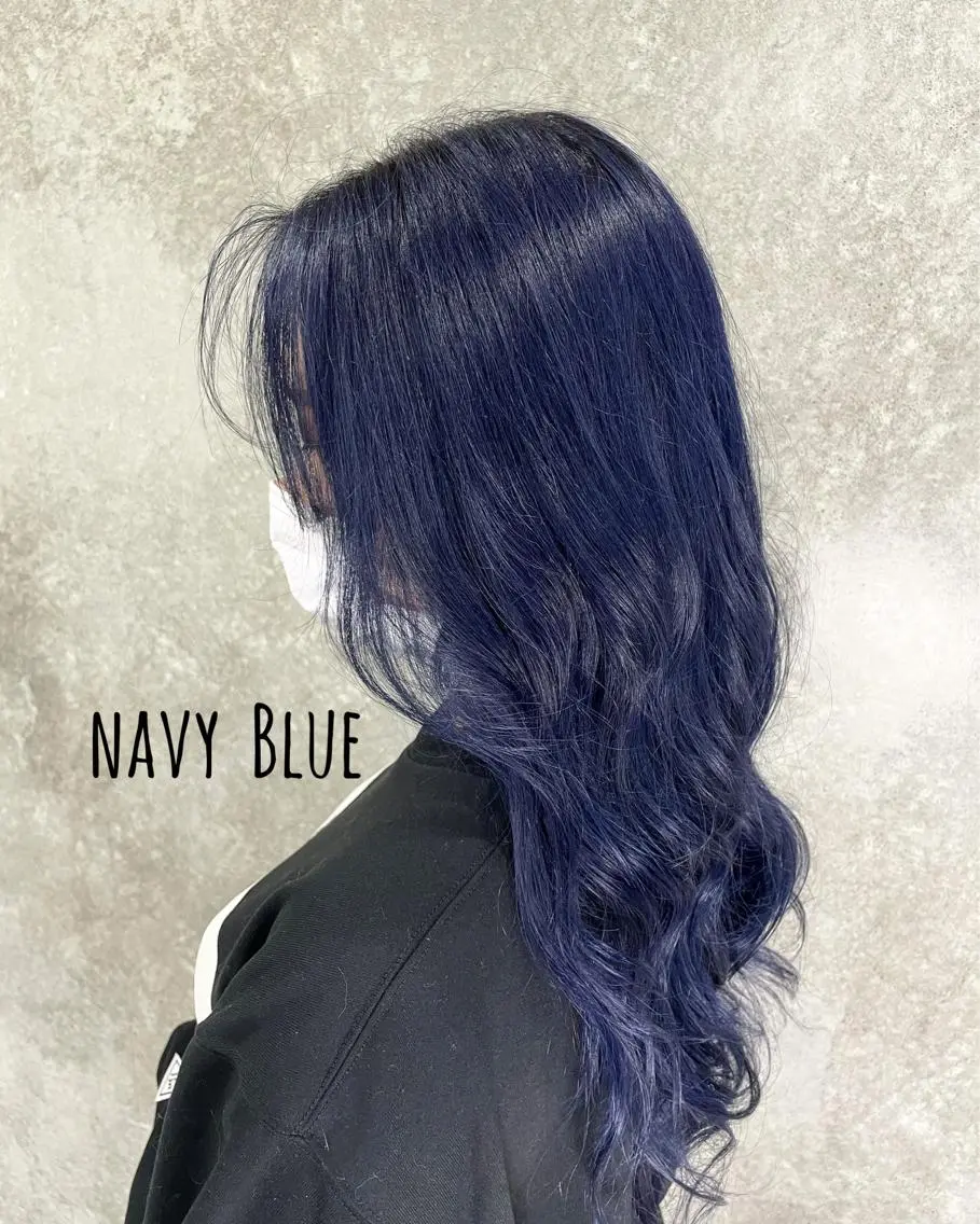 ミディアム カラー ブルーカラー ネイビーカラー ヘアカラー トリートメント にしき さんのヘアスタイル