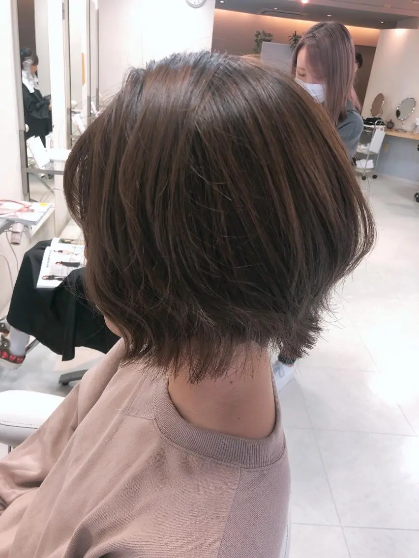 ショート 切りっぱなしボブ ボブ レイヤーカット 阿部 美咲のヘアスタイル