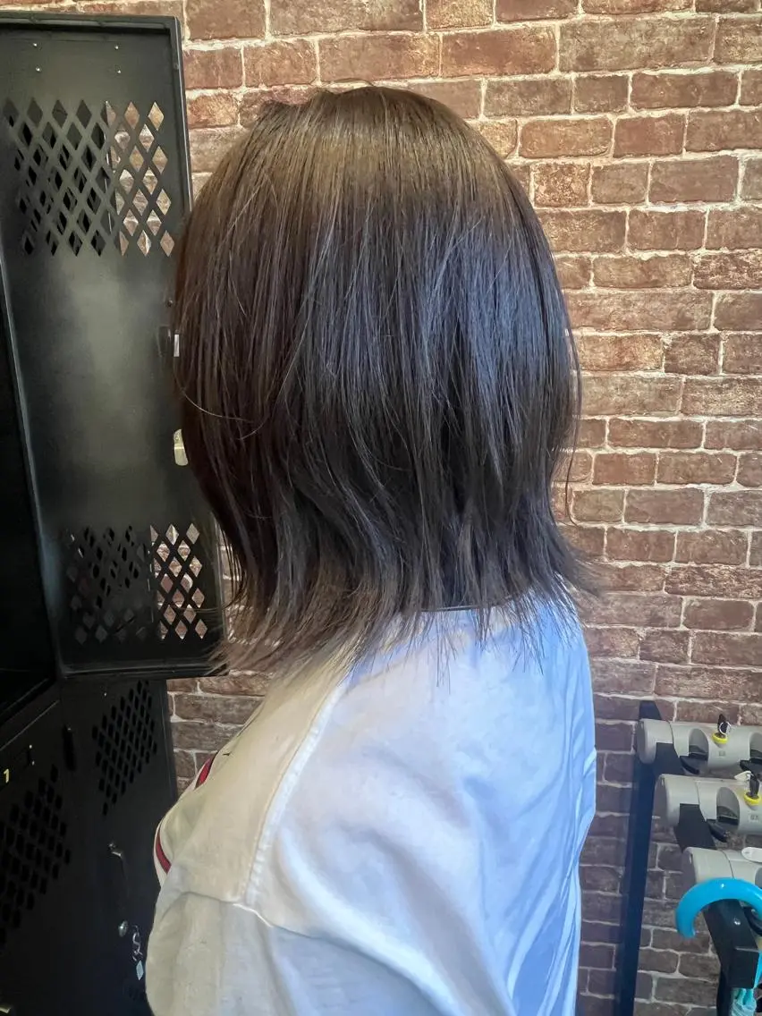 セミロング カラー パーマ ヘアアレンジ メンズ キッズ ネイル マツエク・マツパ アイブロウ メンズブリーチ メンズハイライト メンズインナーカラー メンズ韓国風 ブリーチ 久木原 ゆりのヘアスタイル
