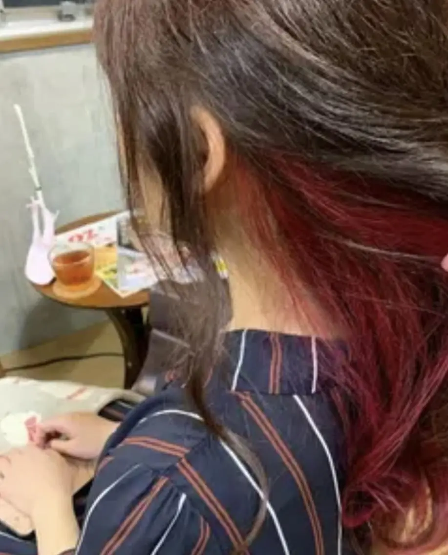 セミロング ヘアカラー 西内 亮太のヘアスタイル