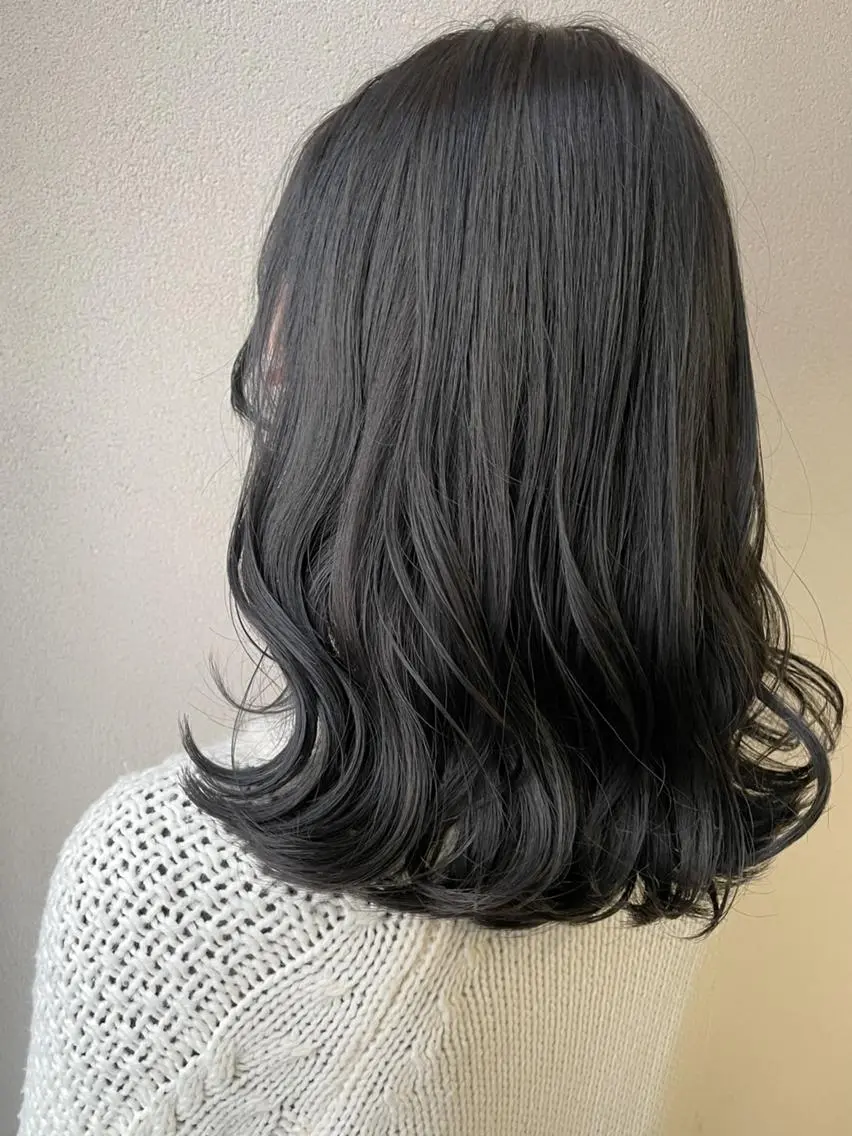 セミロング カラー ネイビーカラー Owl hairのヘアスタイル