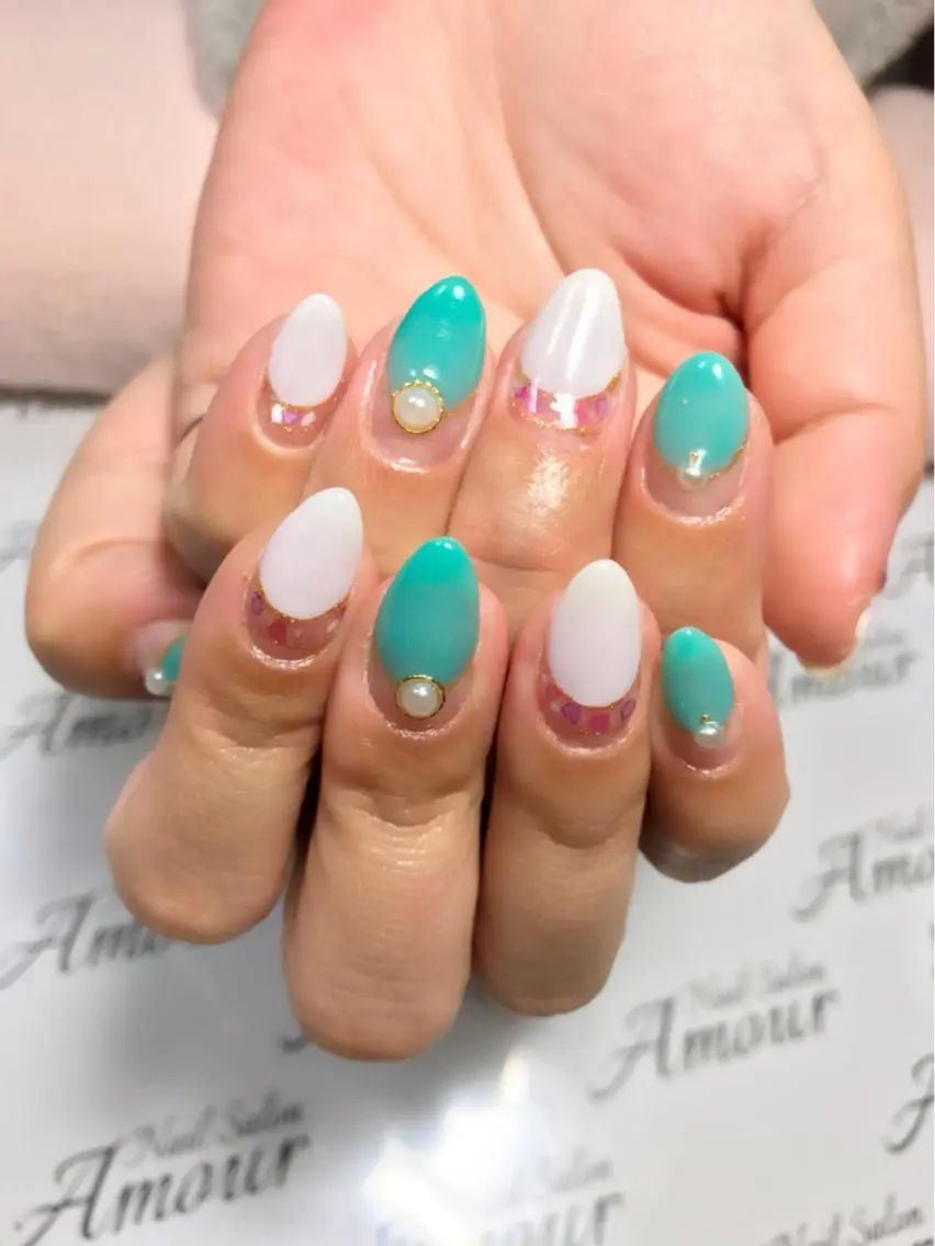 ネイル フレンチネイル nailsalon ♡amour♡のネイルデザイン