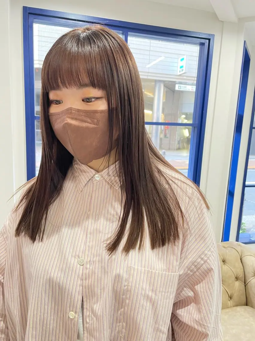 セミロング カラー ピンクカラー カット ヘアカラー 狩野 羅夢のヘアスタイル