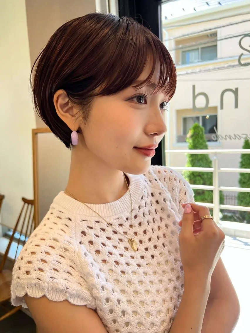 ショート 天使の羽バング・フェザーバング 吉見 健伸のヘアスタイル