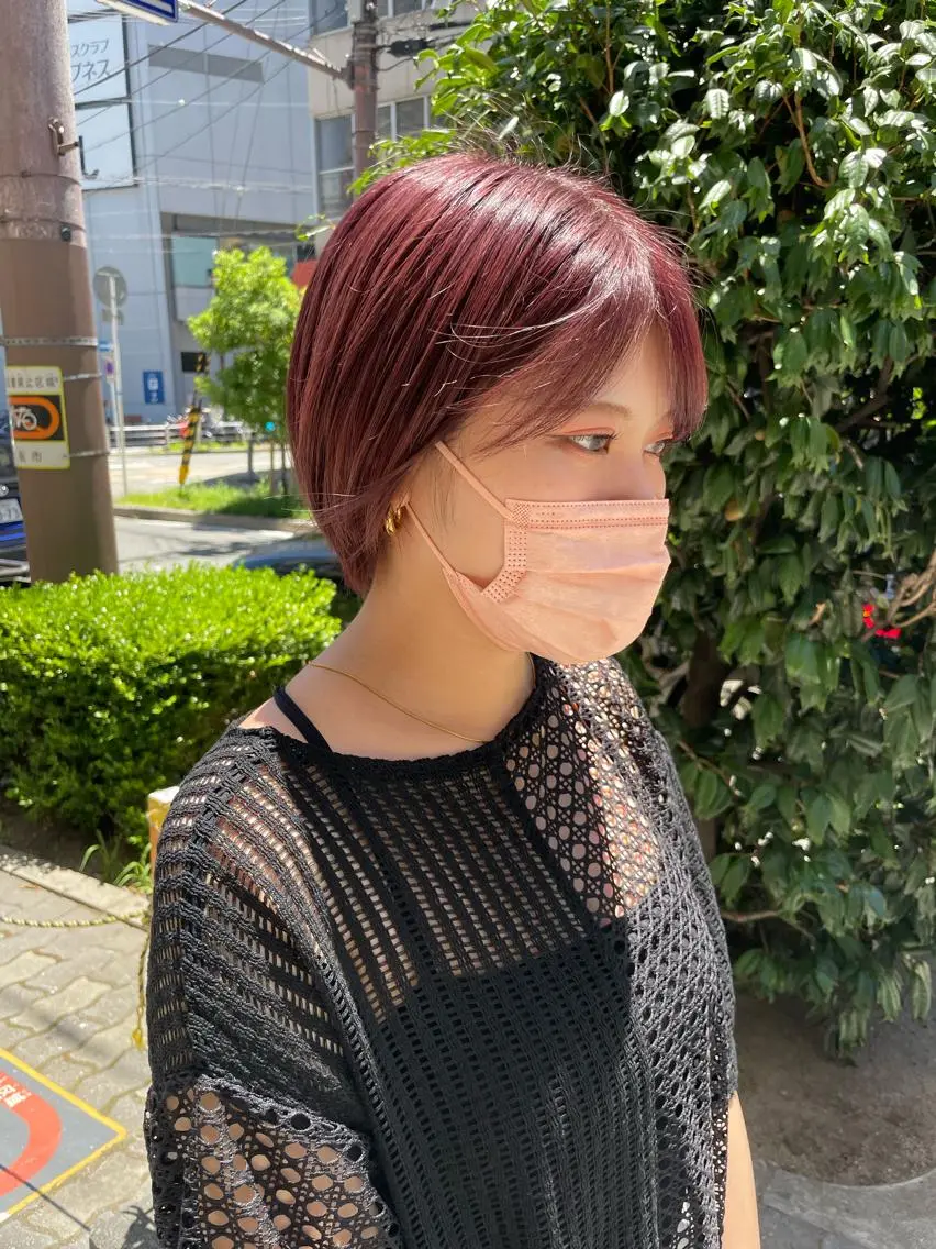 ショート カラー akane .のヘアスタイル