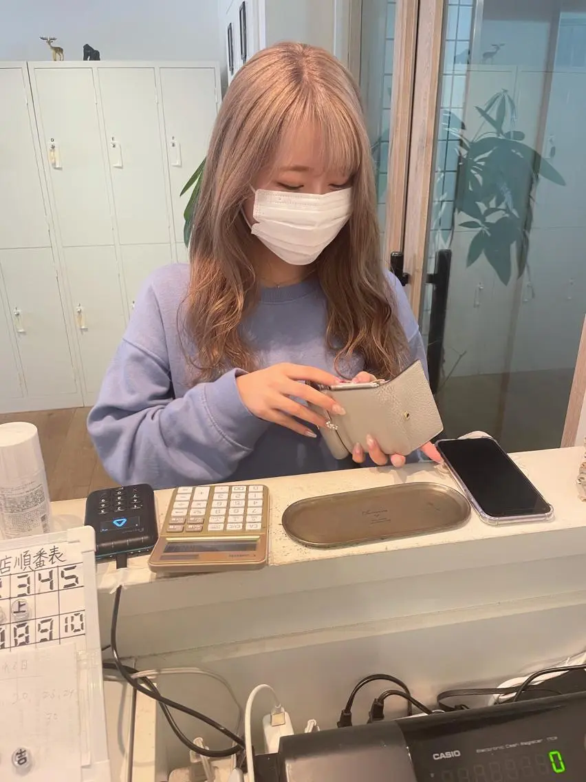 ロング カラー 🇰🇷ハイトーン× 韓国レイヤー레이어드のヘアスタイル