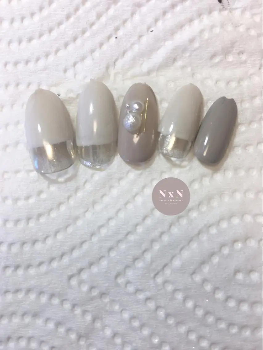 ネイル フレンチネイル ジェルネイル ミラーネイル ぷっくりネイル nail salon N×Nのネイルデザイン