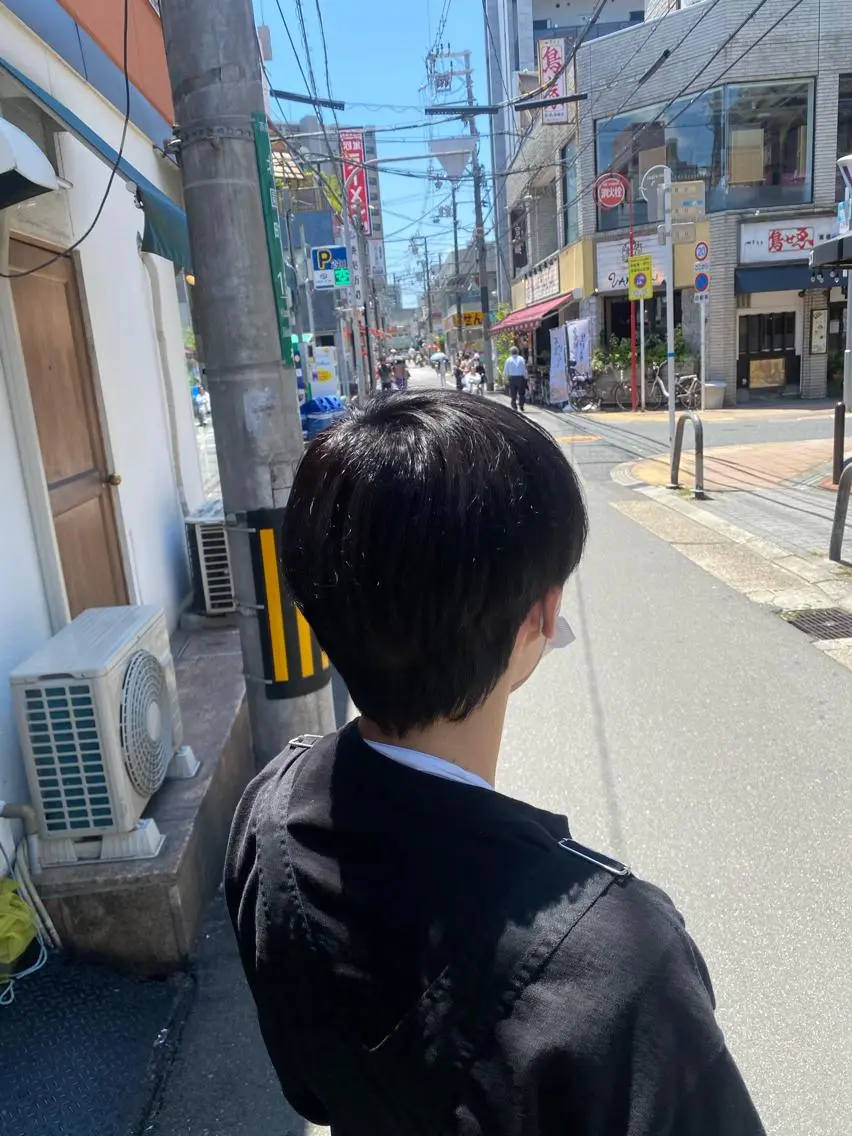 カラー 黒髪 ブルーカラー ブルーブラック カット トリートメント 縮毛矯正とレイヤー カット/杉村凜汰郎のヘアスタイル