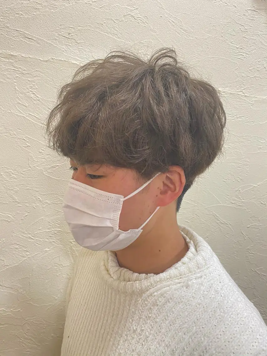 ショート カラー メンズ マッシュ アッシュ アッシュグレー マッシュヘア カット ヘアカラー トリートメント ENIF ヤマグチアツコのヘアスタイル