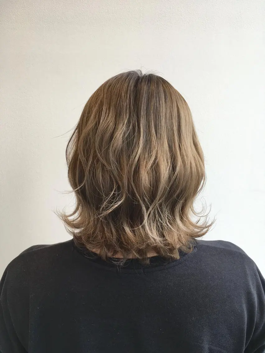 ショート カラー ベージュカラー フォギーベージュ ヘアカラー トリートメント ヘアセット yoshi ☆のヘアスタイル