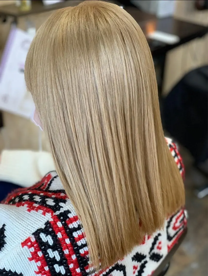 セミロング maimi .のヘアスタイル