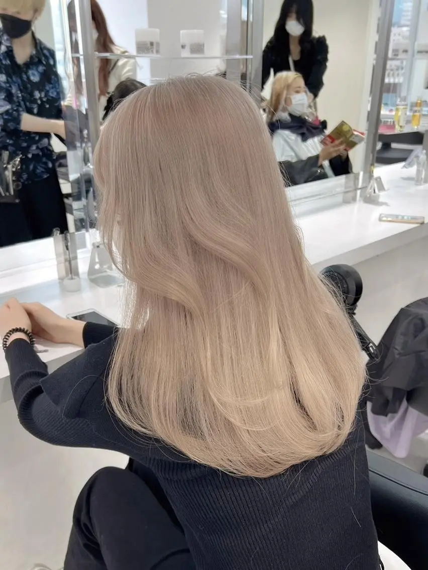 カラー ヘアカラー トリートメント ヘッドスパ ヘアセット うる艶かわいい🫧 夏の透明感🍨のヘアスタイル