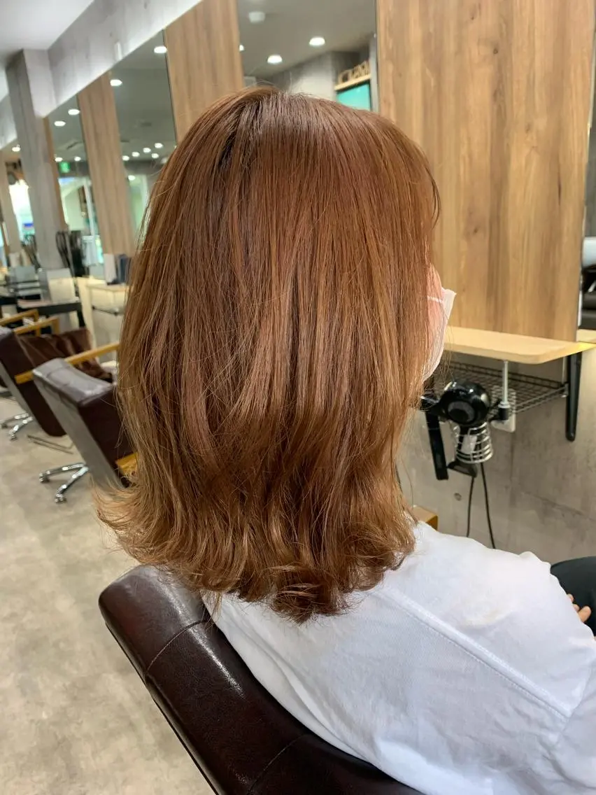 ミディアム カラー バレイヤージュ ベージュカラー ブリーチ ケアブリーチ ダブルカラー ヘアカラー memento 斎藤大覚のヘアスタイル