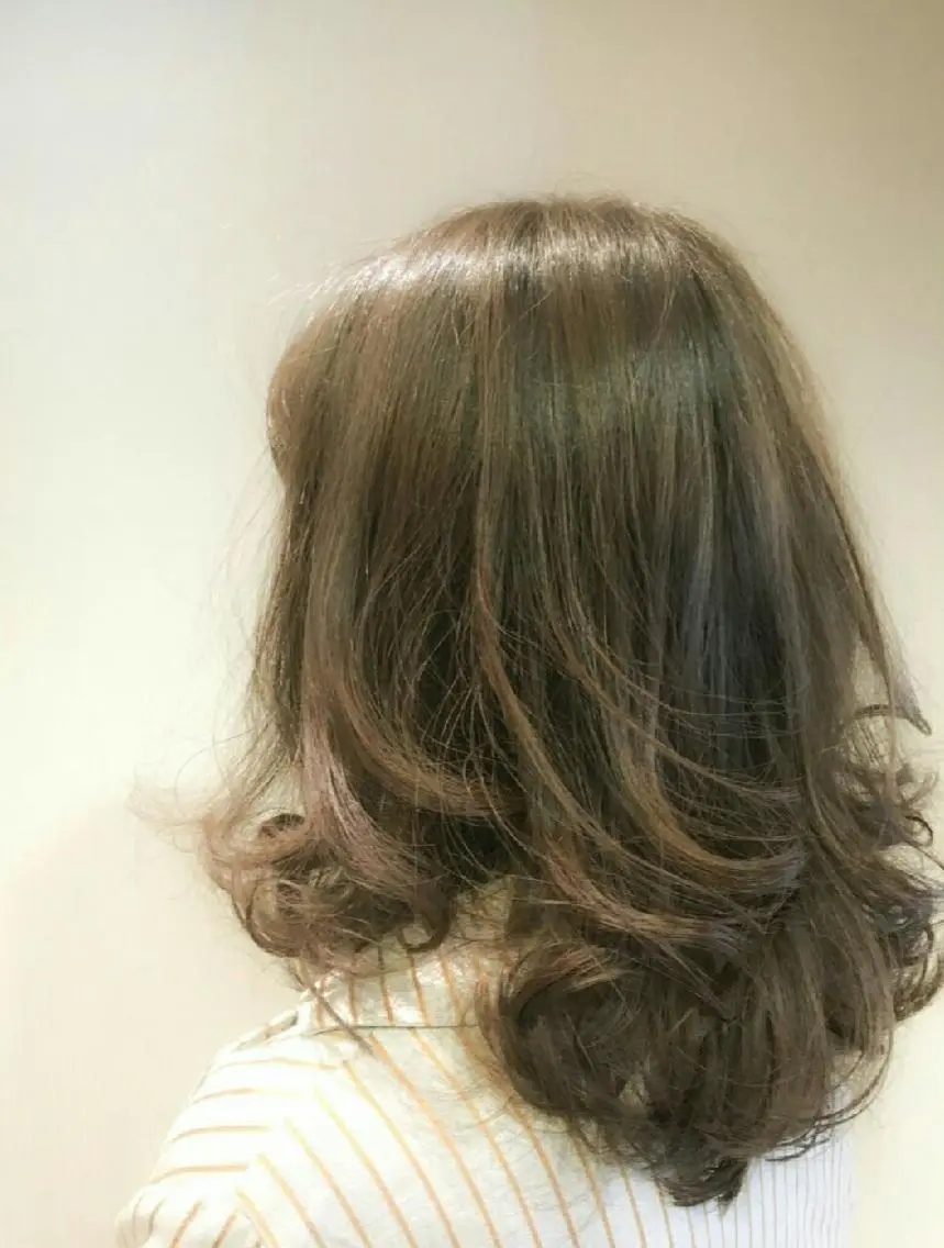 ミディアム カラー アッシュ アッシュブラウン ブラウンカラー ◎モチマル チアキ◎のヘアスタイル
