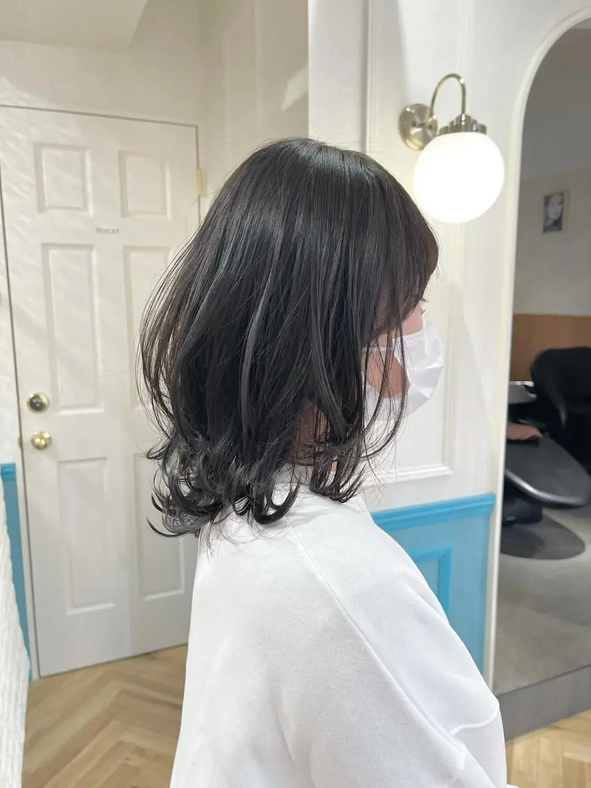 ミディアム カラー パーマ ブリーチ 透明感カラー グレージュ ブリーチなしカラー Londideal 高橋ヒロシのヘアスタイル