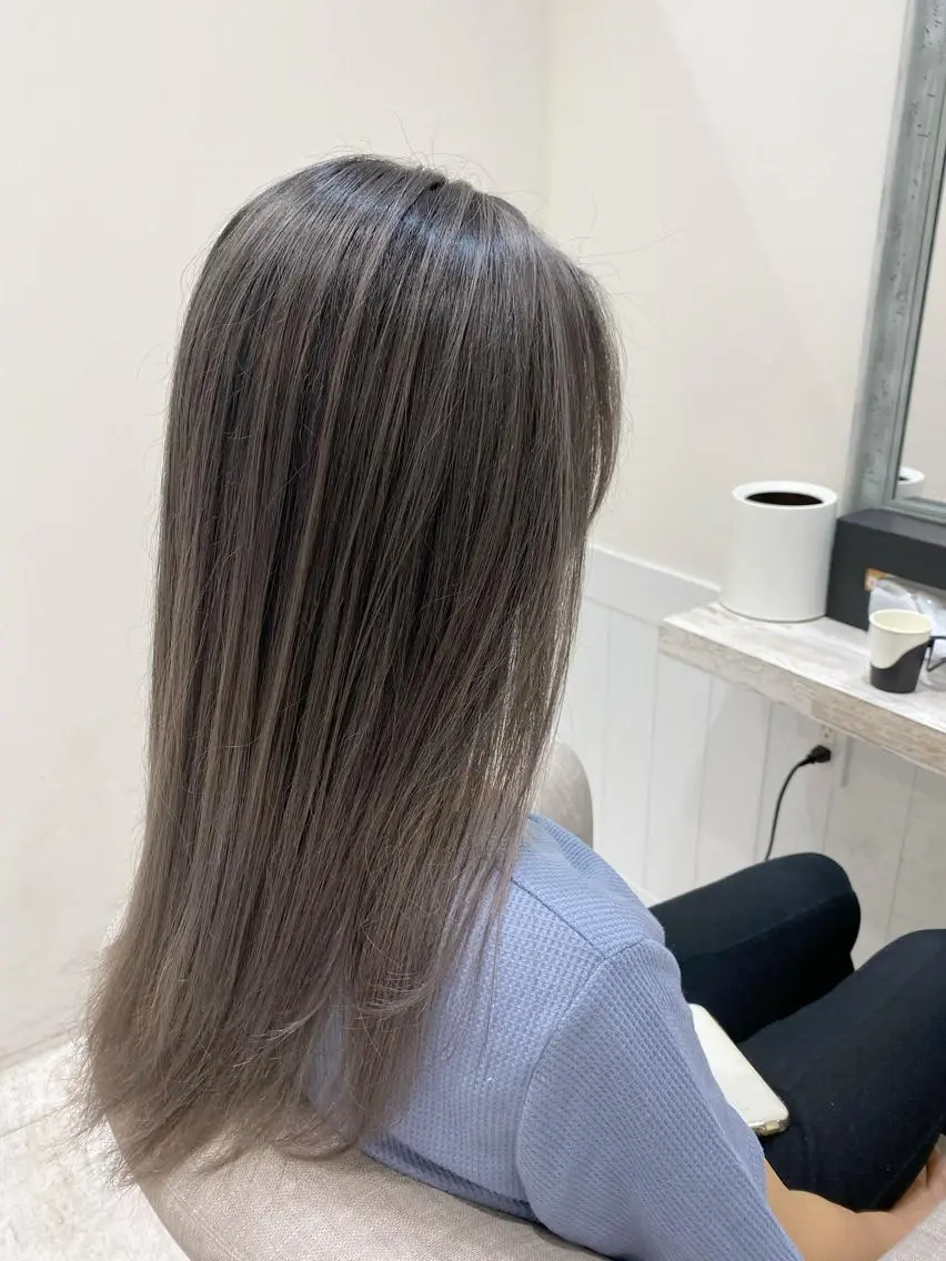 セミロング ヘアカラー トリートメント ROI 【ロイ】のヘアスタイル