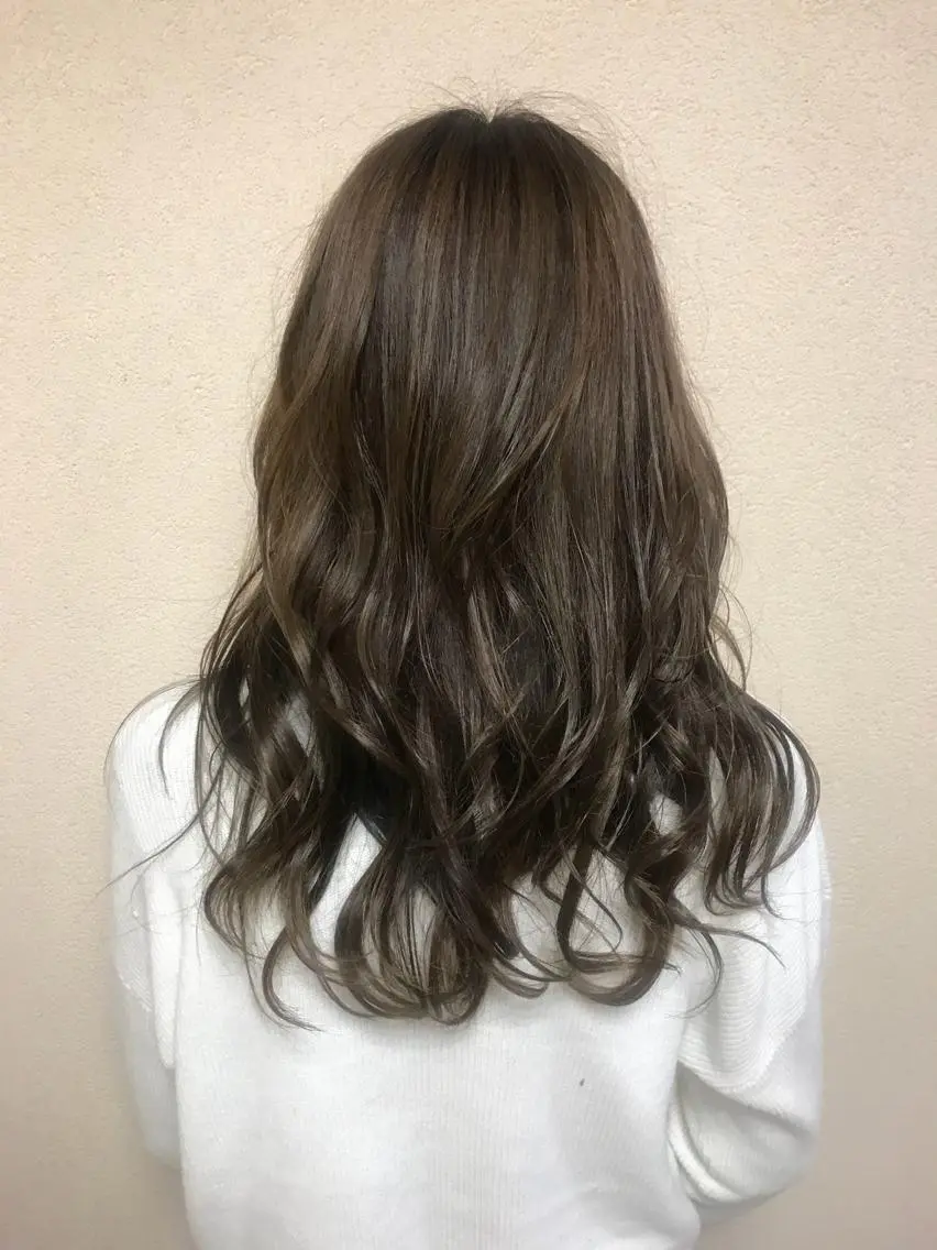 ロング アッシュ 髪質改善/縮毛矯正 /美髪🩵イケダのヘアスタイル