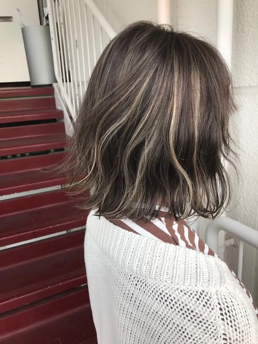 カラー ハイライトカラー メンズハイトーン メンズバレイヤージュのヘアスタイル