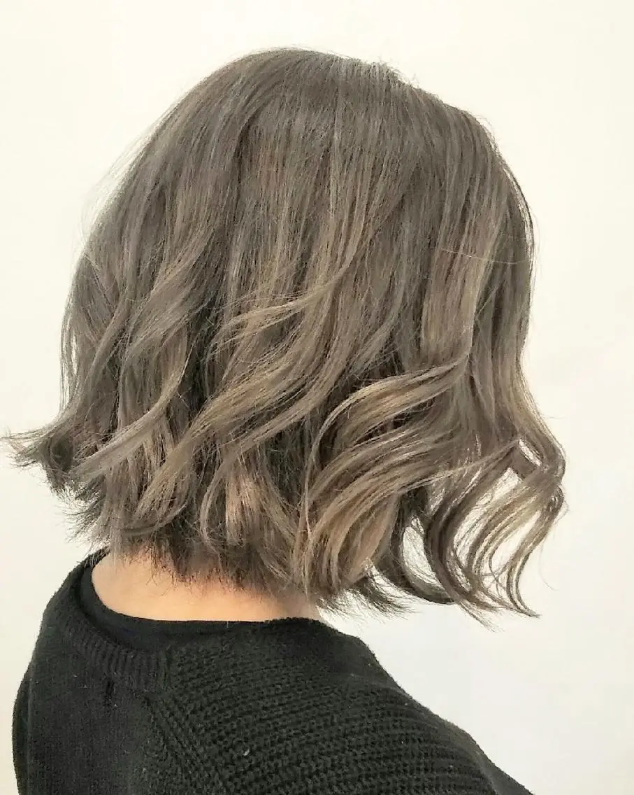 ショート カラー phiphi. 【ピピ】のヘアスタイル
