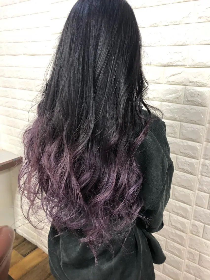 ロング カラー グラデーションカラー ラベンダーカラー ヘアカラー トリートメント famille ファミーユのヘアスタイル